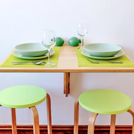 Apartment Sweet Lemon - Bright Near Metro & Airport
