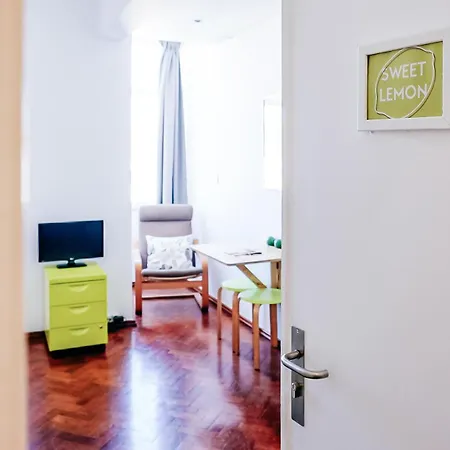 Sweet Lemon - Bright Near Metro & Airport * Lissabon